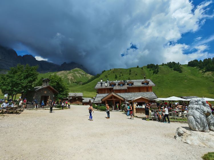 Rifugio Fuciade: guida completa