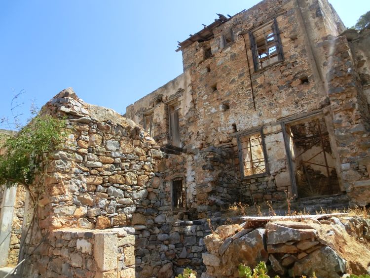Spinalonga, l’isola che racconta: storia, emozioni e consigli per la visita 3 spinalonga creta